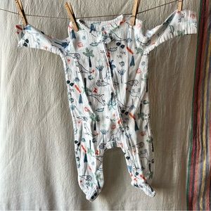 ADEN & ANAIS LONG SLEEVE ZIP ONE-PIECE DINOTIME